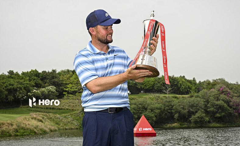 Litli bróðir sigraði viku síðar