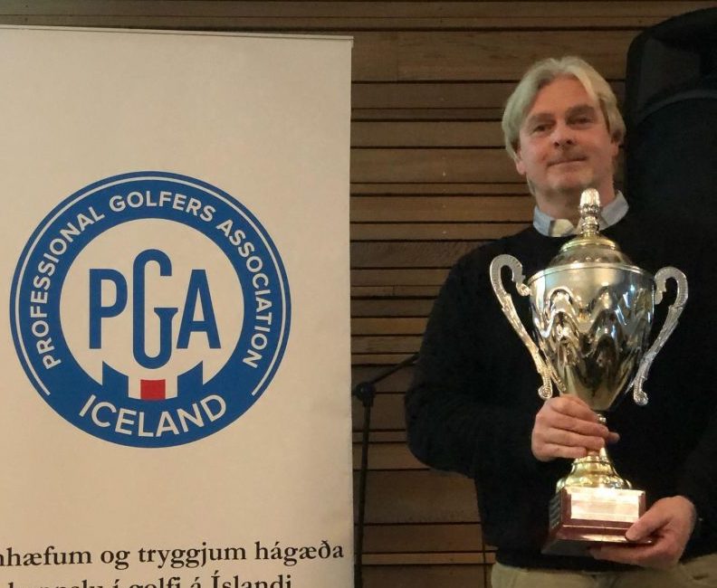 Arnar Már valinn PGA kennari ársins