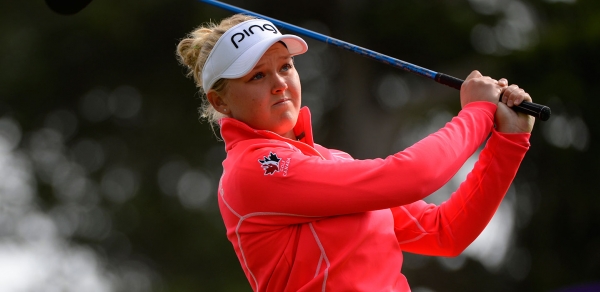 Hur og Henderson deila forystunni á Reignwood LPGA Classic