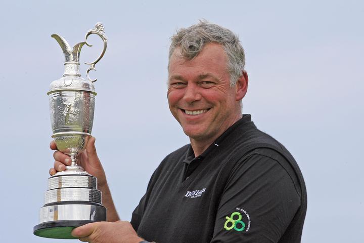 Darren Clarke efstur á Opna móti eldri kylfinga