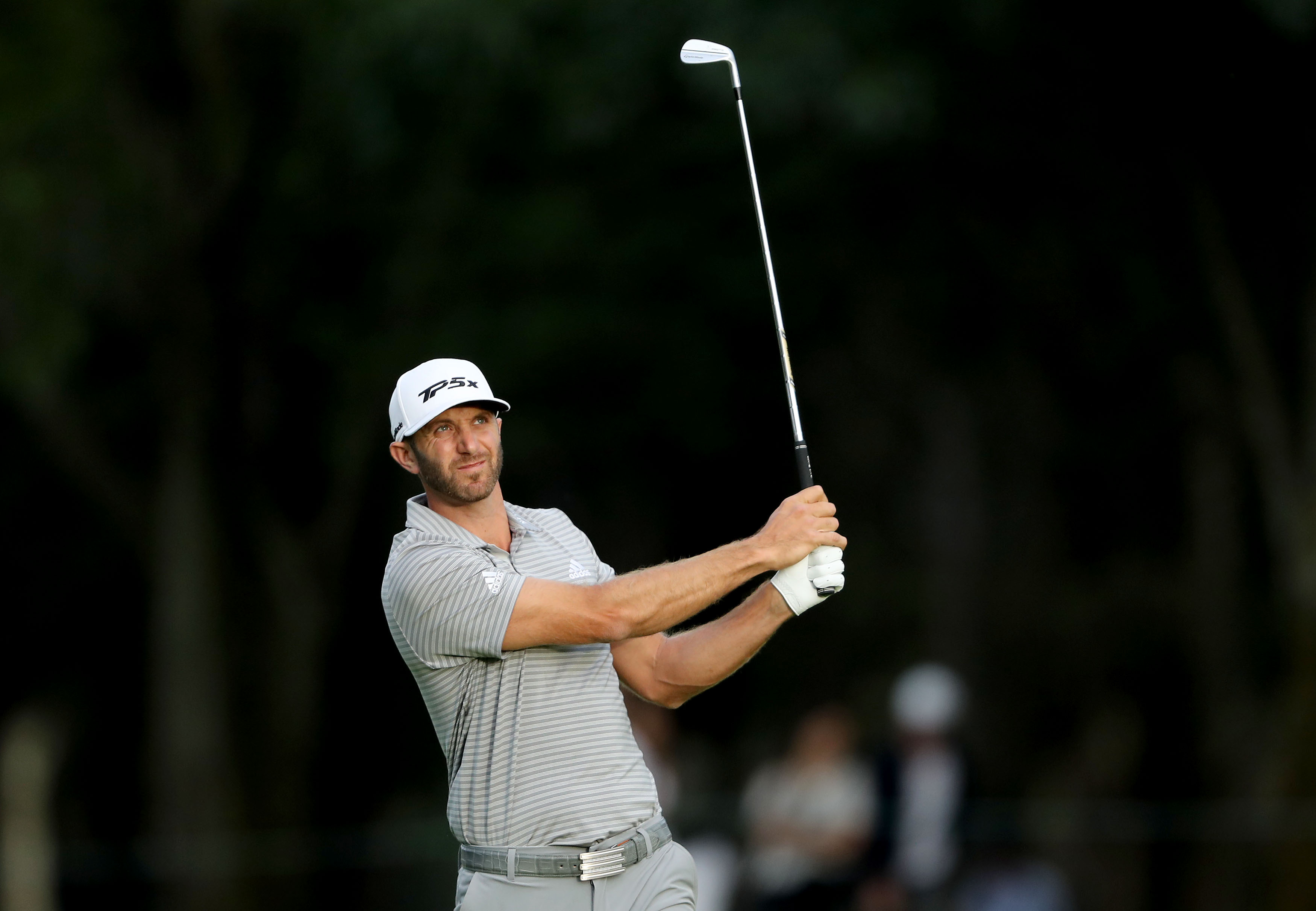 PGA: Dustin Johnson orðinn einn á toppnum