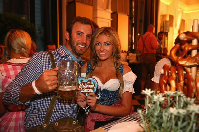Myndband: Dustin Johnson og Paulina Gretzky tilkynntu kyn barnsins á frumlegan hátt