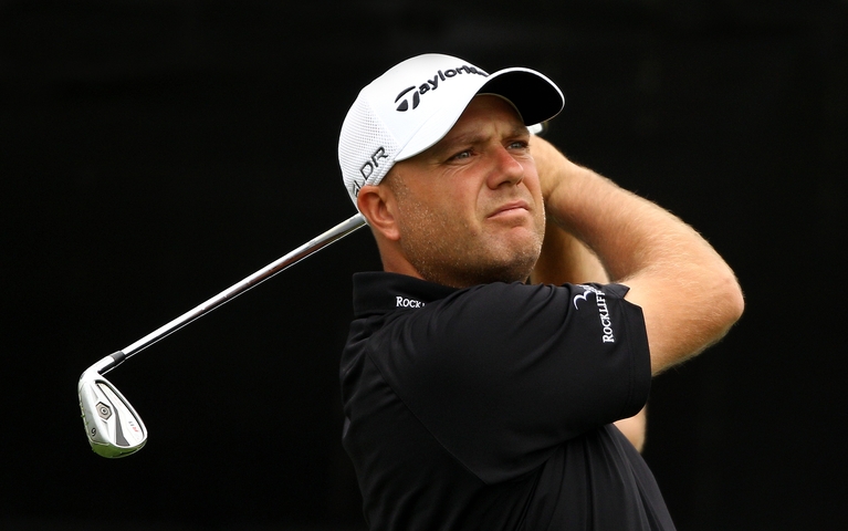 Graeme Storm fór holu í höggi og er efstur fyrir lokahringinn