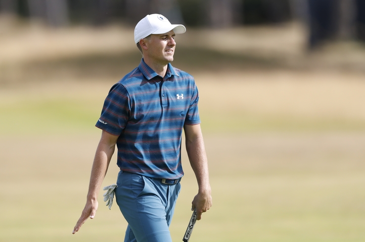 Spieth með eins höggs forystu á Pebble Beach