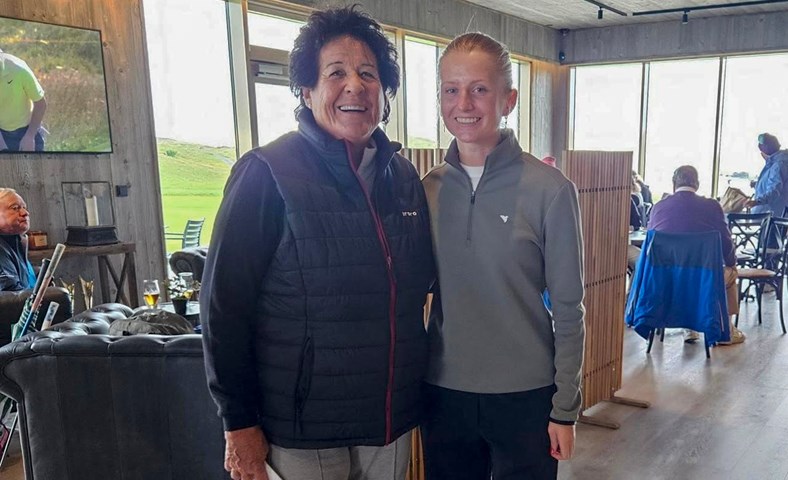 Lopez í golfferð á Íslandi