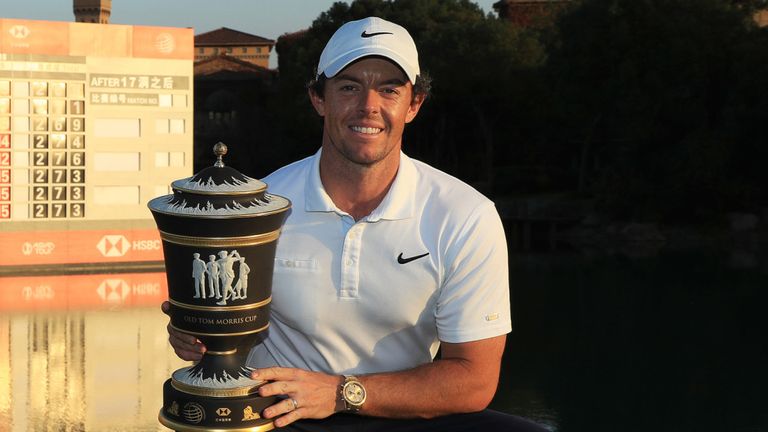 McIlroy fagnaði sögulegum sigri eftir bráðabana