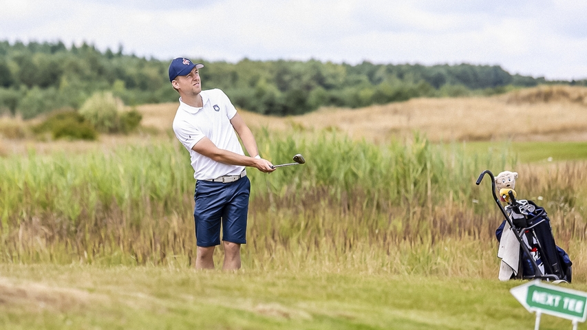 Rúnar undir pari á fyrsta hring St Andrews Links Trophy